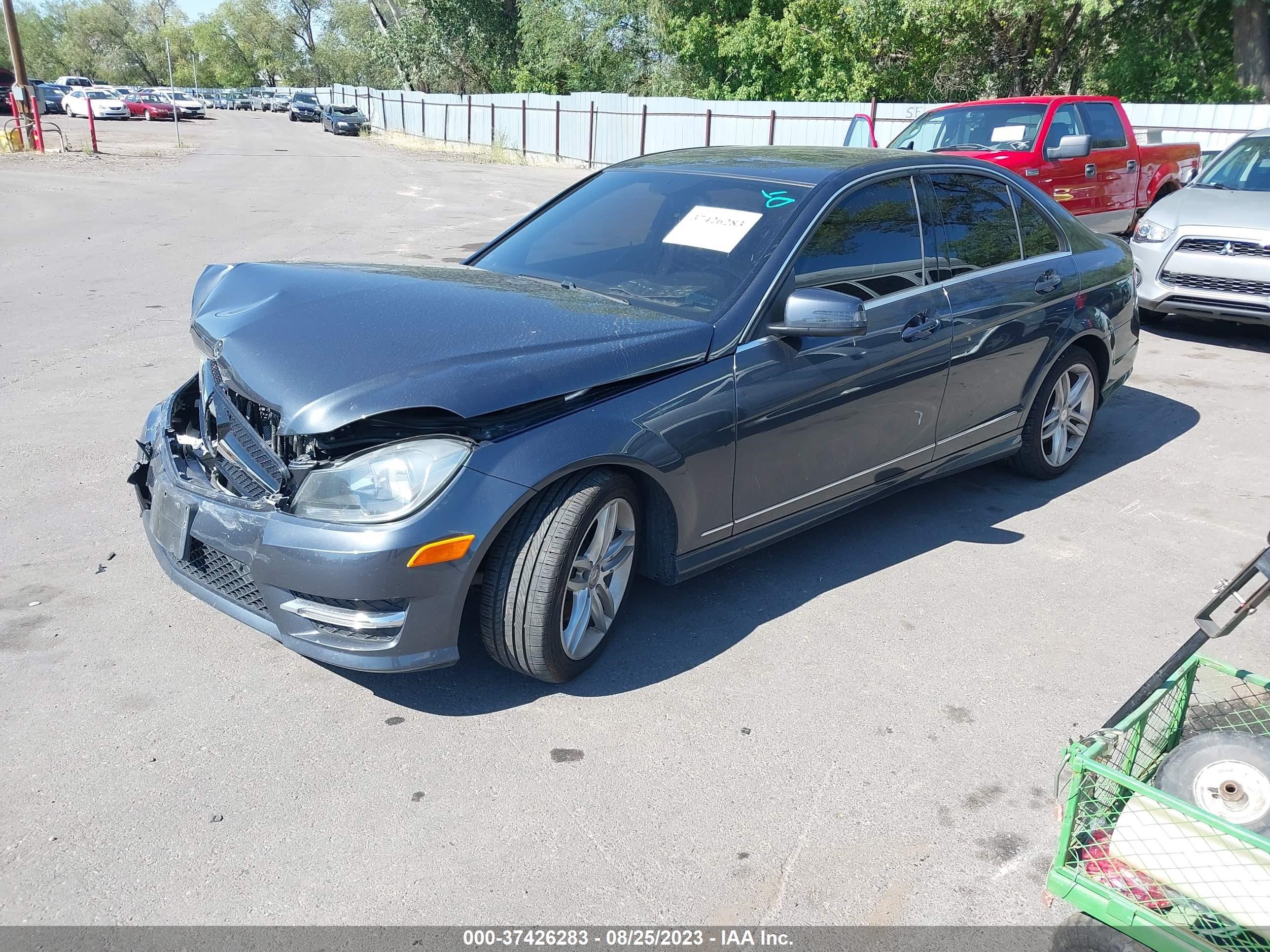 Photo 1 VIN: WDDGF8AB3DA838668 - MERCEDES-BENZ C-KLASSE 