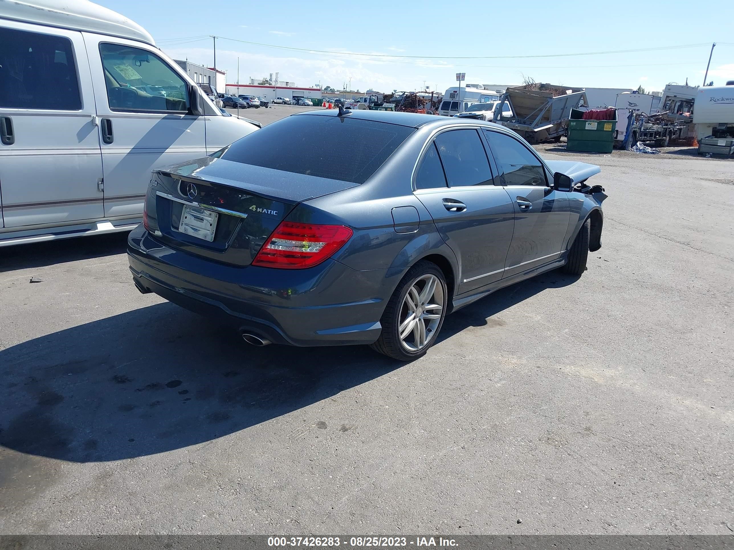 Photo 3 VIN: WDDGF8AB3DA838668 - MERCEDES-BENZ C-KLASSE 