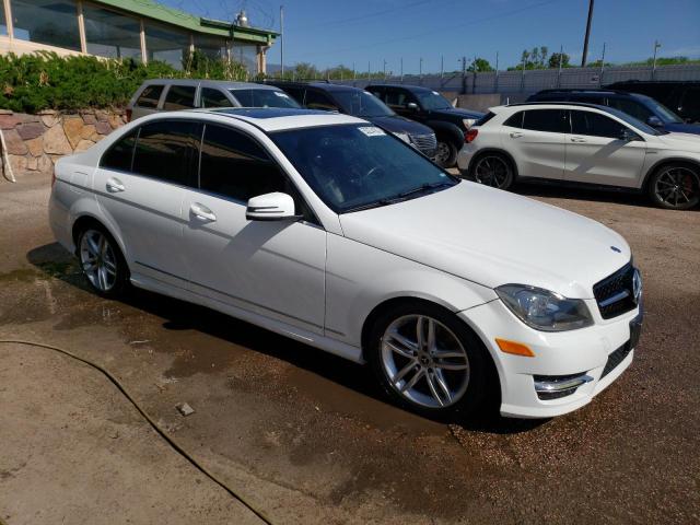 Photo 3 VIN: WDDGF8AB3DR247368 - MERCEDES-BENZ C 300 4MAT 