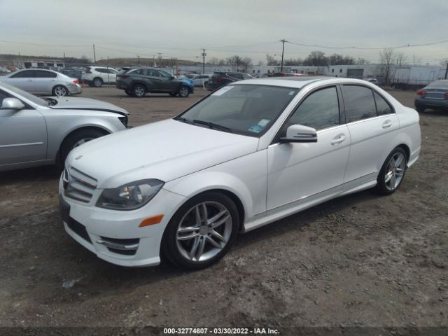 Photo 1 VIN: WDDGF8AB3DR266258 - MERCEDES-BENZ C-CLASS 