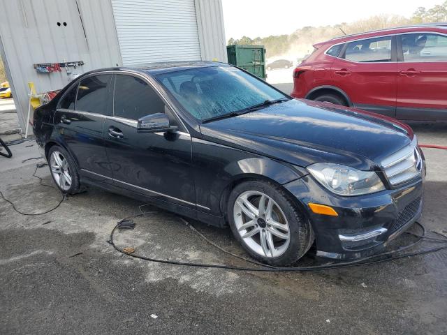 Photo 3 VIN: WDDGF8AB3DR267362 - MERCEDES-BENZ C-CLASS 