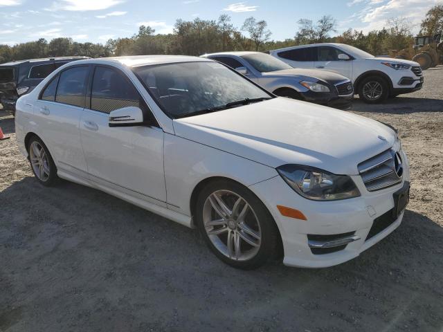 Photo 3 VIN: WDDGF8AB3DR269502 - MERCEDES-BENZ C 300 4MAT 