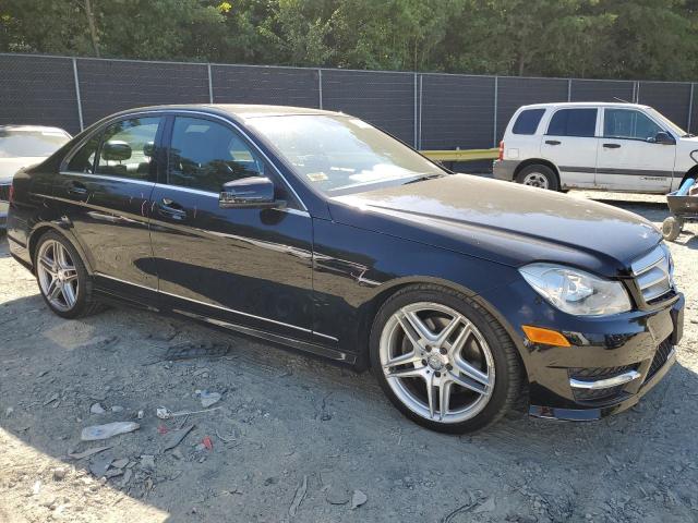 Photo 3 VIN: WDDGF8AB3DR270794 - MERCEDES-BENZ C-CLASS 