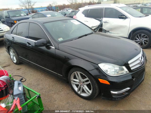 Photo 0 VIN: WDDGF8AB3DR287675 - MERCEDES-BENZ C-CLASS 