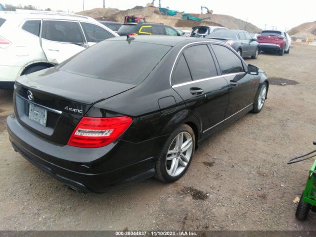 Photo 3 VIN: WDDGF8AB3DR287675 - MERCEDES-BENZ C-CLASS 