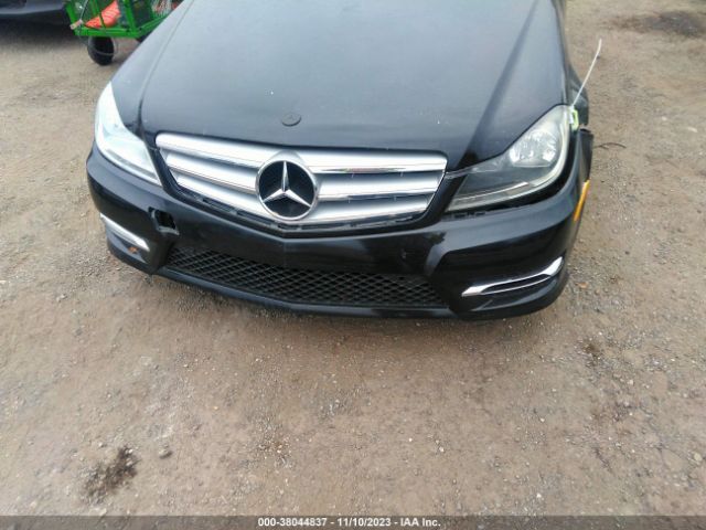 Photo 5 VIN: WDDGF8AB3DR287675 - MERCEDES-BENZ C-CLASS 