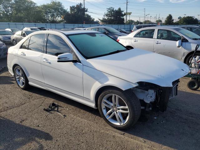 Photo 3 VIN: WDDGF8AB3EA958388 - MERCEDES-BENZ C 300 4MAT 