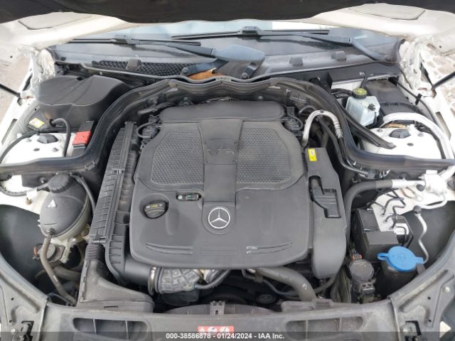 Photo 9 VIN: WDDGF8AB3EG215629 - MERCEDES-BENZ C 300 