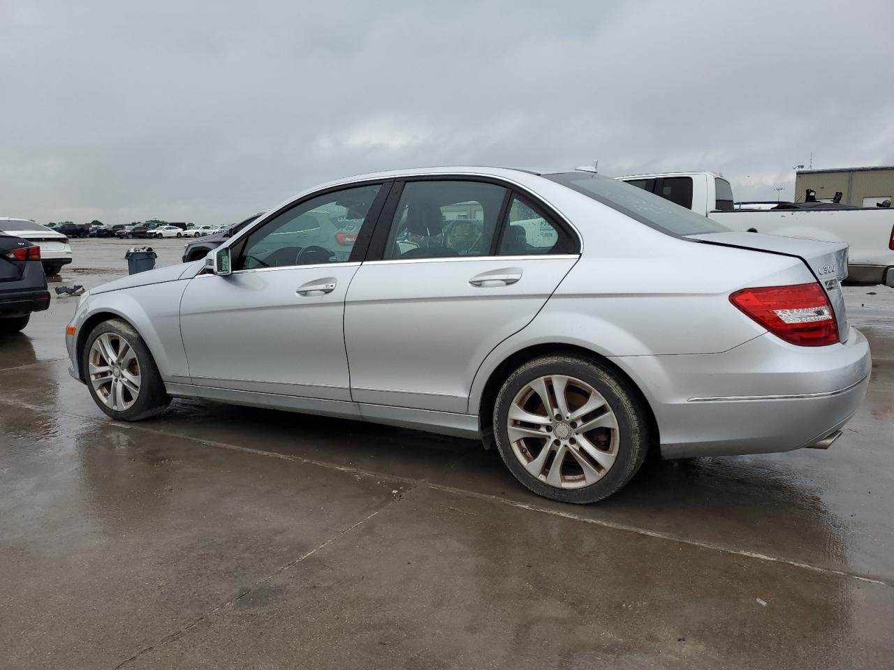 Photo 1 VIN: WDDGF8AB3EG225366 - MERCEDES-BENZ C-KLASSE 