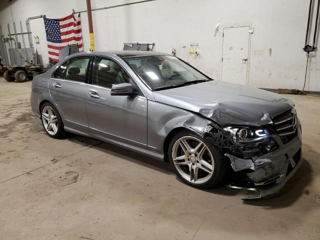 Photo 3 VIN: WDDGF8AB3ER308400 - MERCEDES-BENZ C-CLASS 