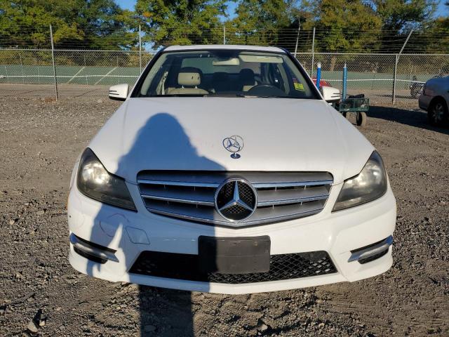 Photo 4 VIN: WDDGF8AB4DR241224 - MERCEDES-BENZ C 300 4MAT 