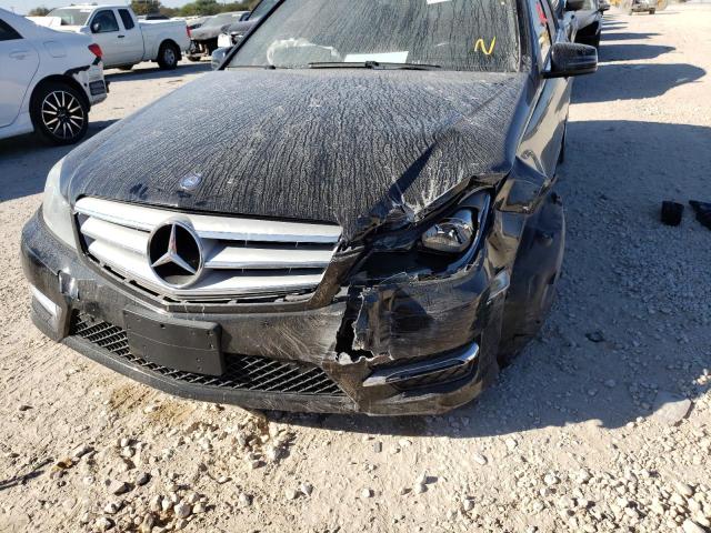 Photo 8 VIN: WDDGF8AB4DR241742 - MERCEDES-BENZ C 300 4MAT 