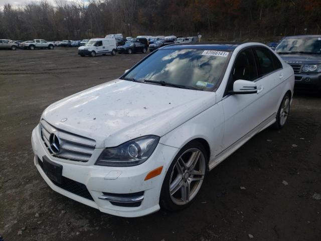 Photo 1 VIN: WDDGF8AB4DR245600 - MERCEDES-BENZ C 300 4MAT 