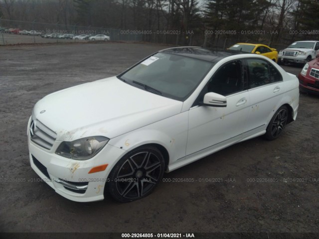 Photo 1 VIN: WDDGF8AB4DR246388 - MERCEDES-BENZ C-CLASS 