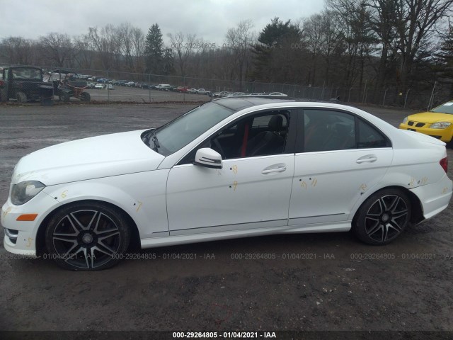 Photo 5 VIN: WDDGF8AB4DR246388 - MERCEDES-BENZ C-CLASS 