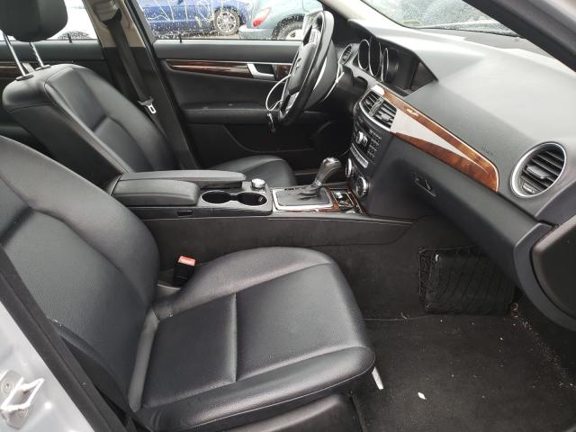 Photo 4 VIN: WDDGF8AB4DR252806 - MERCEDES-BENZ C 300 4MAT 