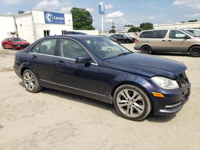 Photo 3 VIN: WDDGF8AB4DR257603 - MERCEDES-BENZ C-CLASS 