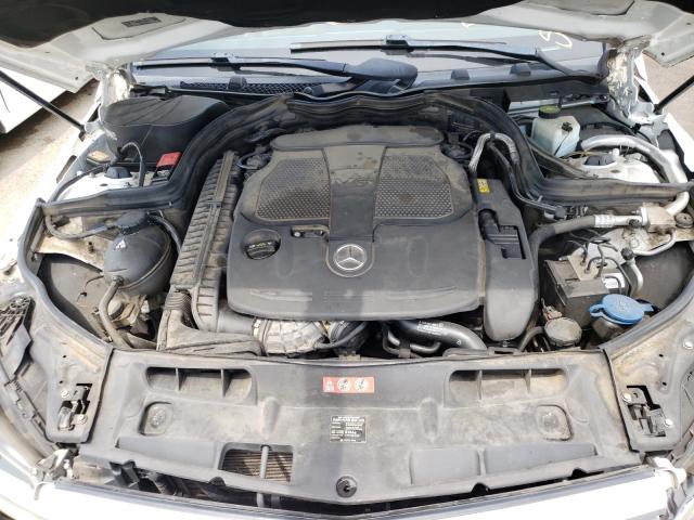 Photo 6 VIN: WDDGF8AB4DR281481 - MERCEDES-BENZ C 300 4MAT 