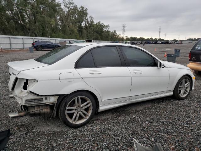 Photo 2 VIN: WDDGF8AB4EA930258 - MERCEDES-BENZ C 300 4MAT 