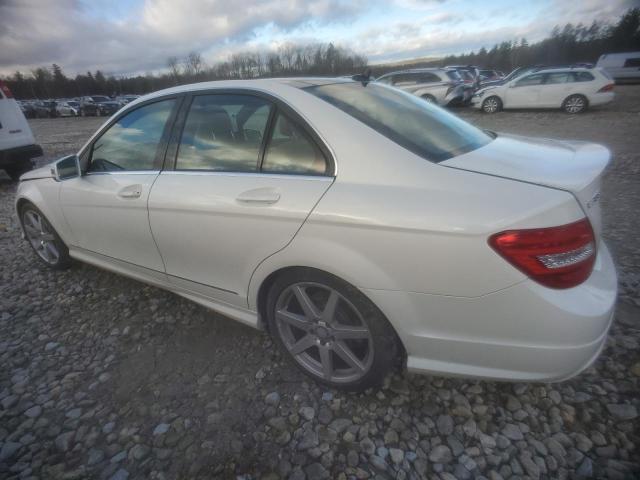 Photo 1 VIN: WDDGF8AB4EA940725 - MERCEDES-BENZ C-CLASS 