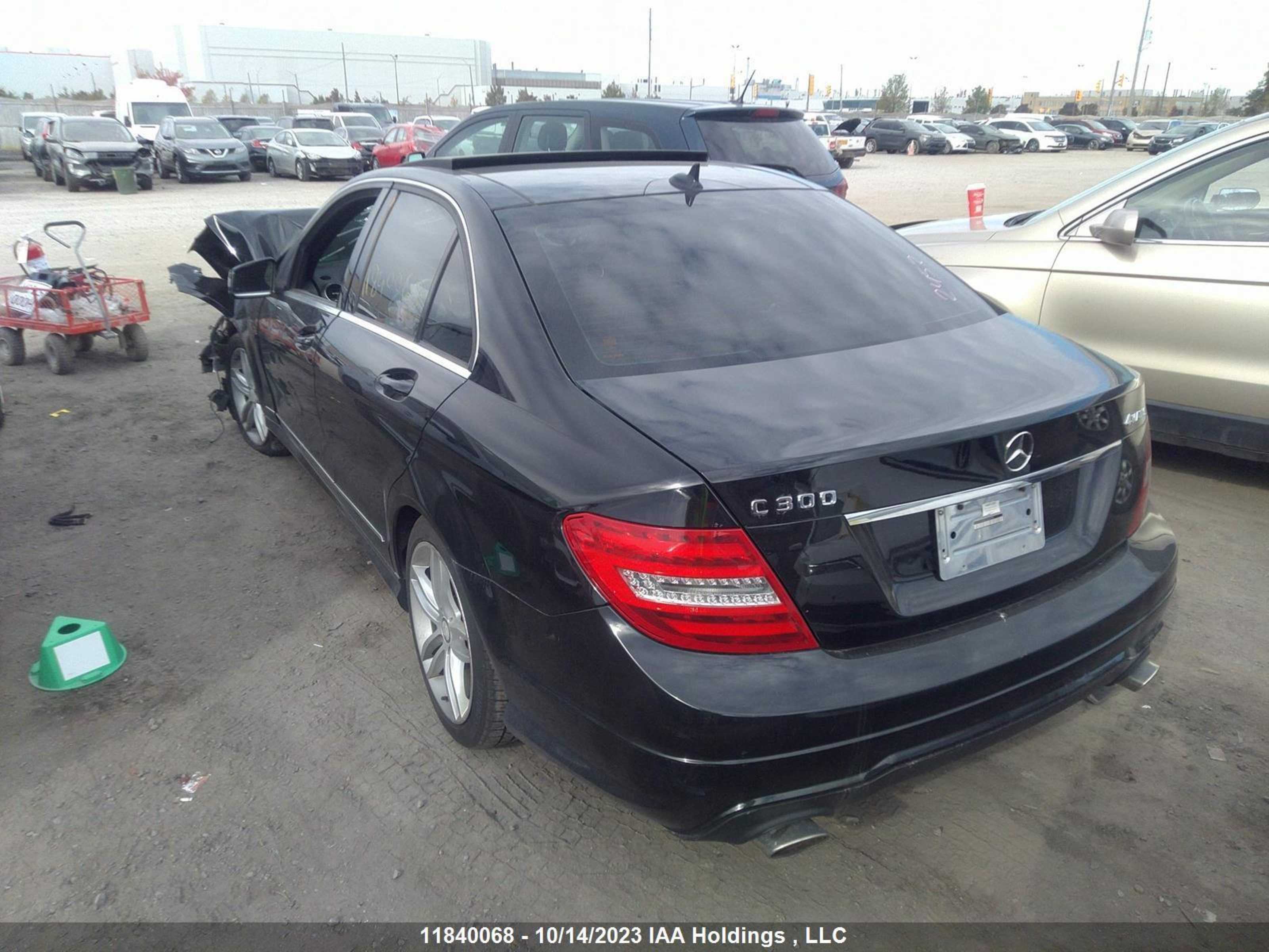 Photo 2 VIN: WDDGF8AB4EA964703 - MERCEDES-BENZ C-KLASSE 