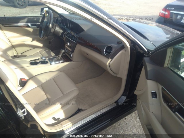 Photo 4 VIN: WDDGF8AB4EG184486 - MERCEDES-BENZ C-CLASS 