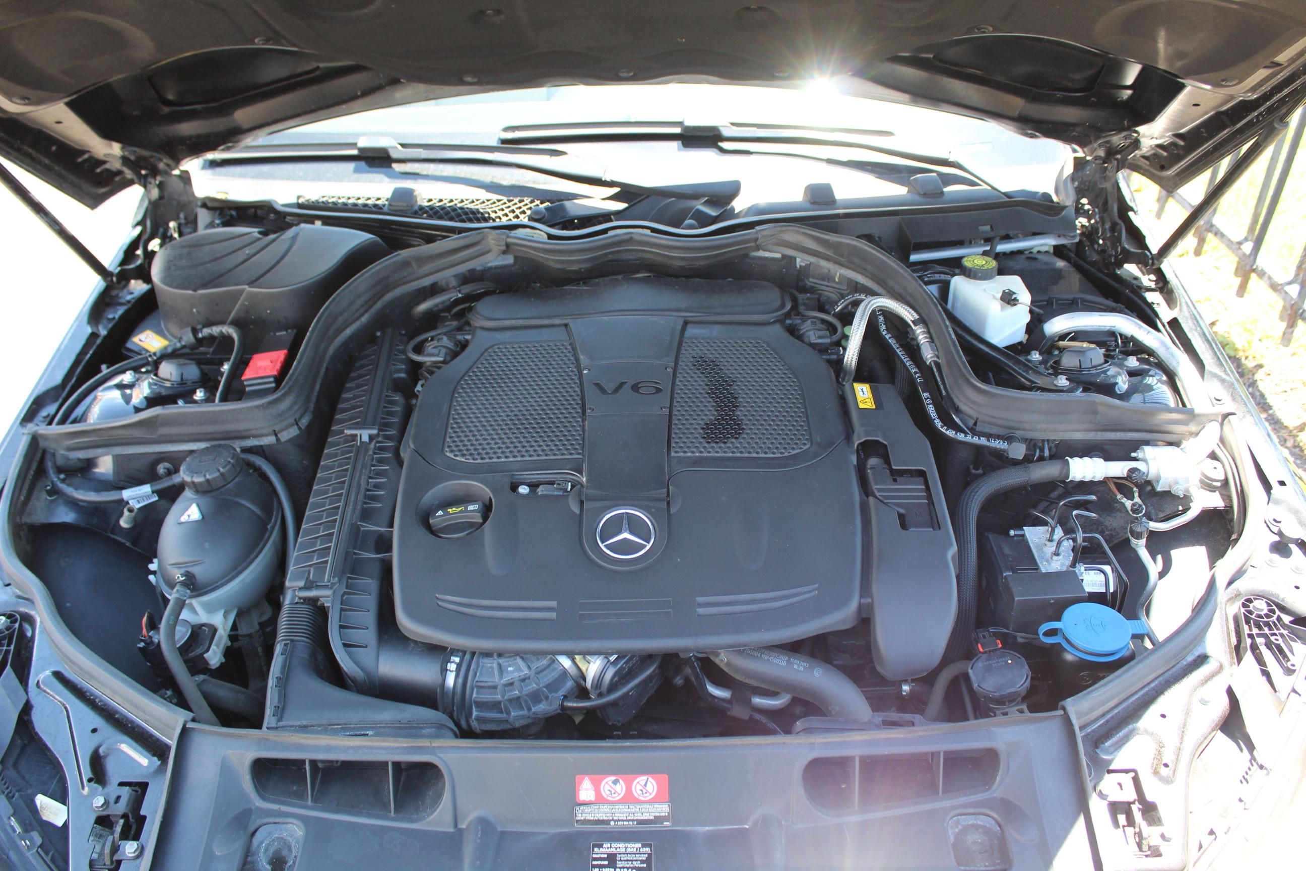 Photo 6 VIN: WDDGF8AB4EG229460 - MERCEDES-BENZ C 300 4MAT 