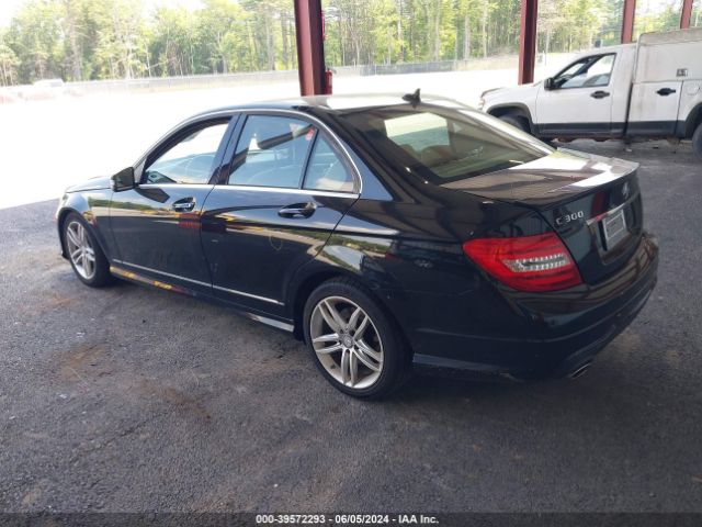 Photo 2 VIN: WDDGF8AB4ER311533 - MERCEDES-BENZ C-CLASS 