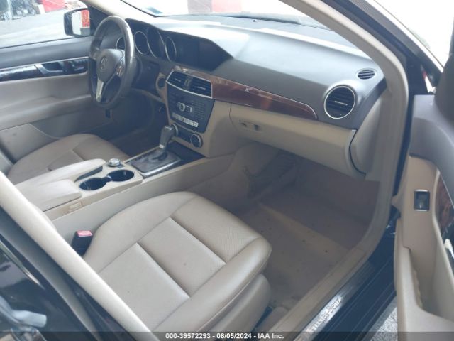 Photo 4 VIN: WDDGF8AB4ER311533 - MERCEDES-BENZ C-CLASS 