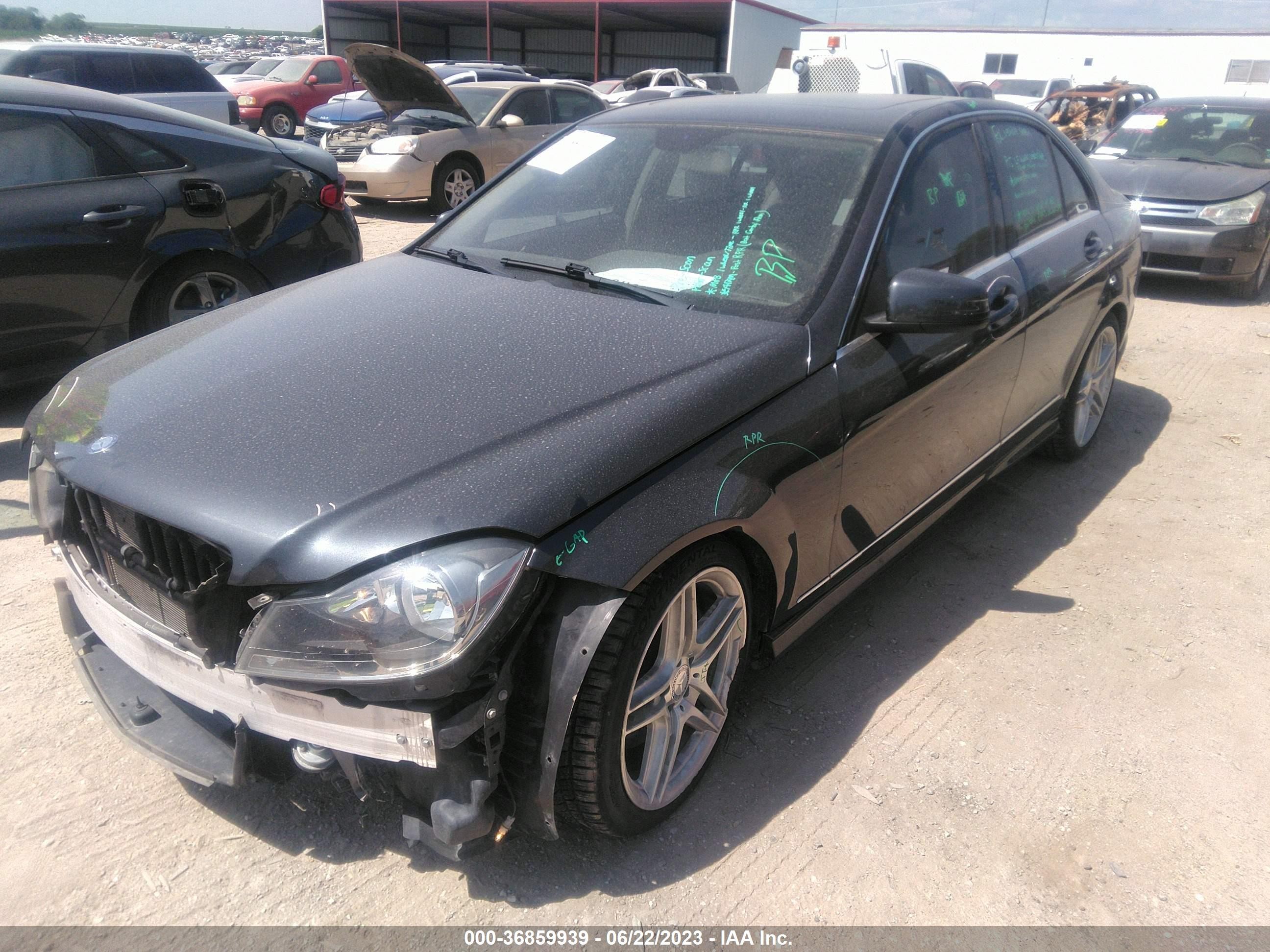 Photo 1 VIN: WDDGF8AB4ER312827 - MERCEDES-BENZ C-KLASSE 