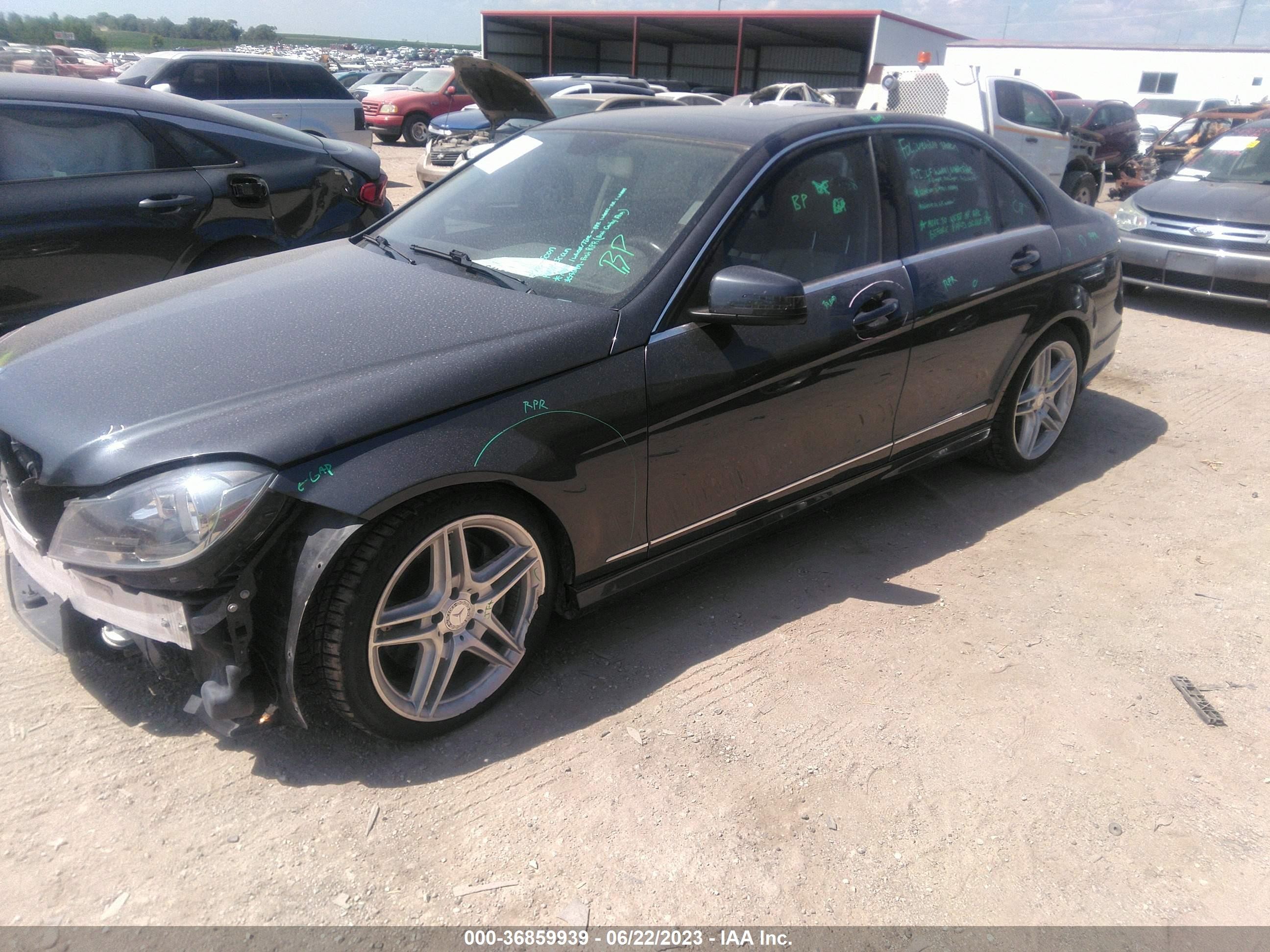 Photo 14 VIN: WDDGF8AB4ER312827 - MERCEDES-BENZ C-KLASSE 