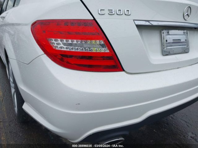 Photo 5 VIN: WDDGF8AB4ER324606 - MERCEDES-BENZ C 300 