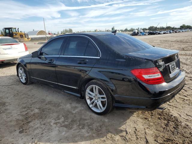 Photo 1 VIN: WDDGF8AB5DA861174 - MERCEDES-BENZ C-CLASS 