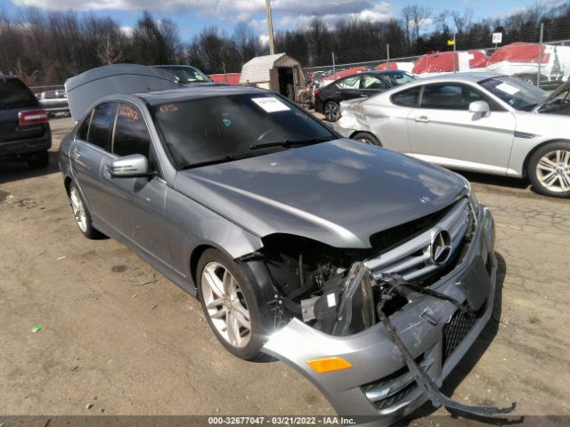 Photo 0 VIN: WDDGF8AB5DR272501 - MERCEDES-BENZ C-CLASS 