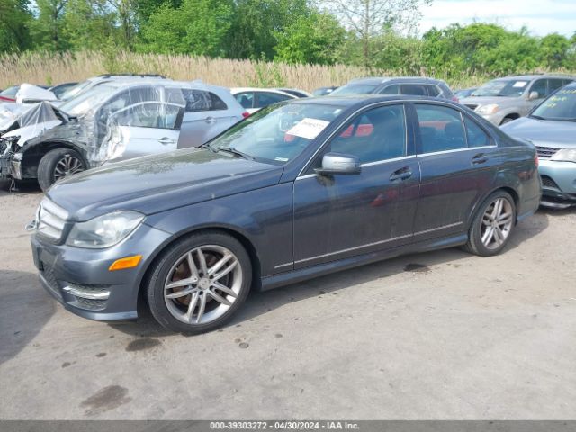 Photo 1 VIN: WDDGF8AB5DR278296 - MERCEDES-BENZ C 