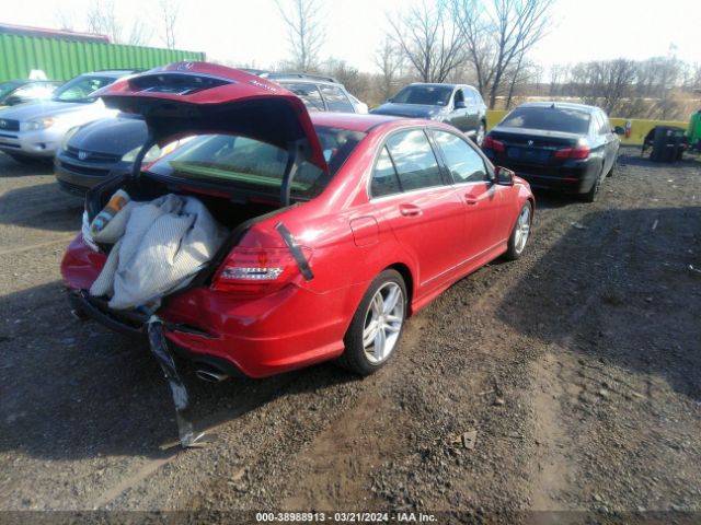 Photo 3 VIN: WDDGF8AB5DR283322 - MERCEDES-BENZ C 300 