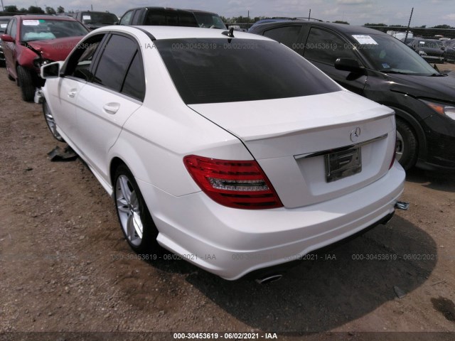 Photo 2 VIN: WDDGF8AB5DR297057 - MERCEDES-BENZ C-CLASS 