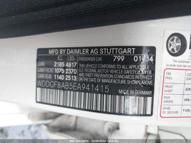 Photo 8 VIN: WDDGF8AB5EA941415 - MERCEDES-BENZ C 300 