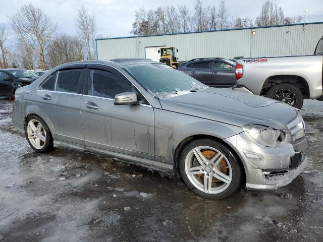 Photo 3 VIN: WDDGF8AB6DA795816 - MERCEDES-BENZ C-CLASS 