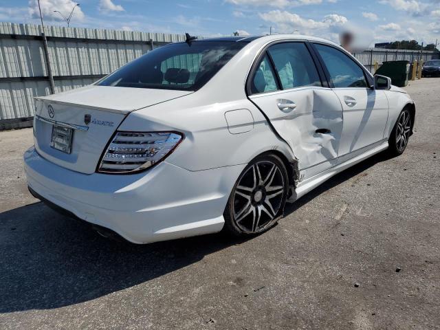 Photo 2 VIN: WDDGF8AB6DA820939 - MERCEDES-BENZ C 300 4MAT 