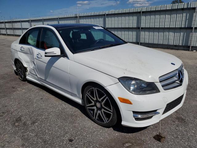 Photo 3 VIN: WDDGF8AB6DA820939 - MERCEDES-BENZ C 300 4MAT 