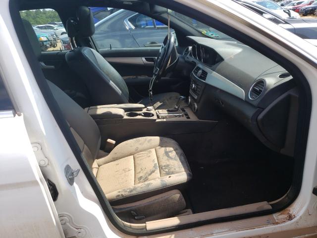 Photo 4 VIN: WDDGF8AB6DG130654 - MERCEDES-BENZ C 300 4MAT 