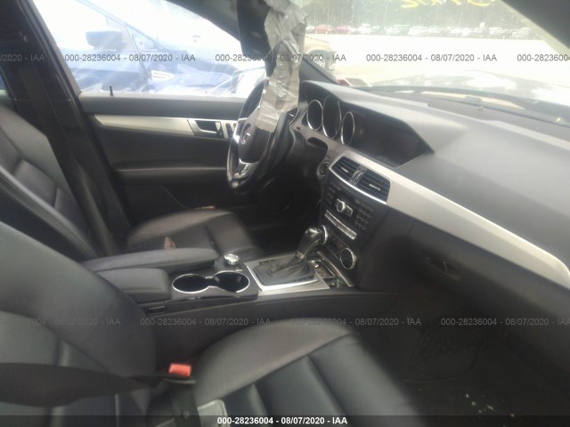 Photo 4 VIN: WDDGF8AB6DG139225 - MERCEDES-BENZ C-CLASS 