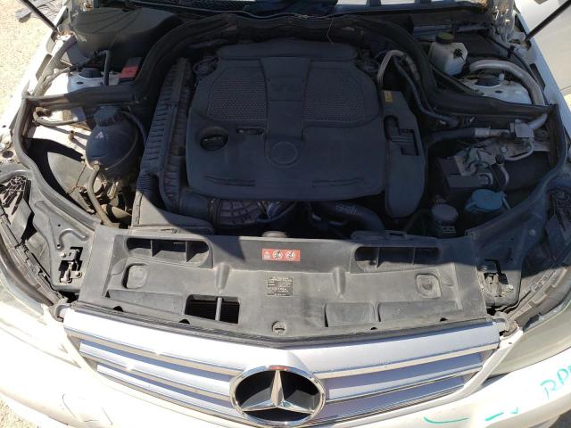 Photo 10 VIN: WDDGF8AB6DR241029 - MERCEDES-BENZ C300 