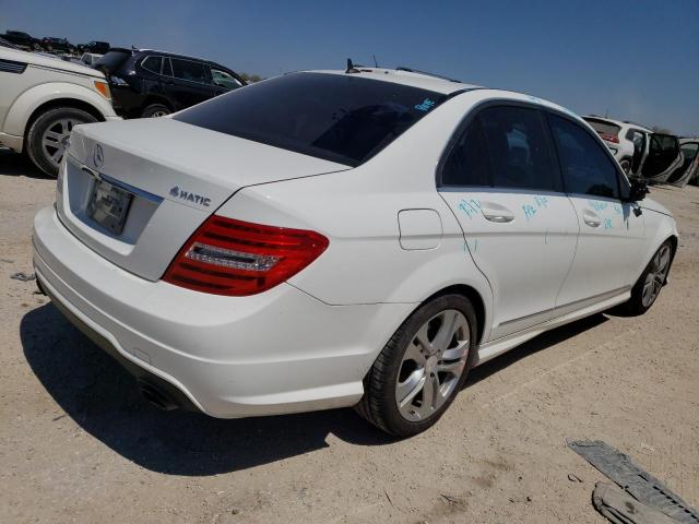 Photo 2 VIN: WDDGF8AB6DR241029 - MERCEDES-BENZ C300 