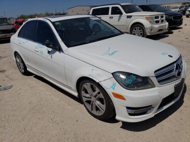 Photo 3 VIN: WDDGF8AB6DR241029 - MERCEDES-BENZ C300 