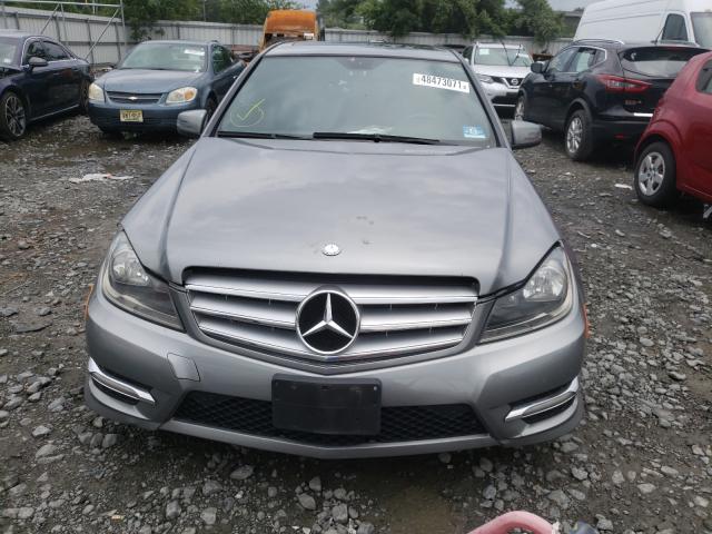 Photo 8 VIN: WDDGF8AB6DR258798 - MERCEDES-BENZ C-CLASS 