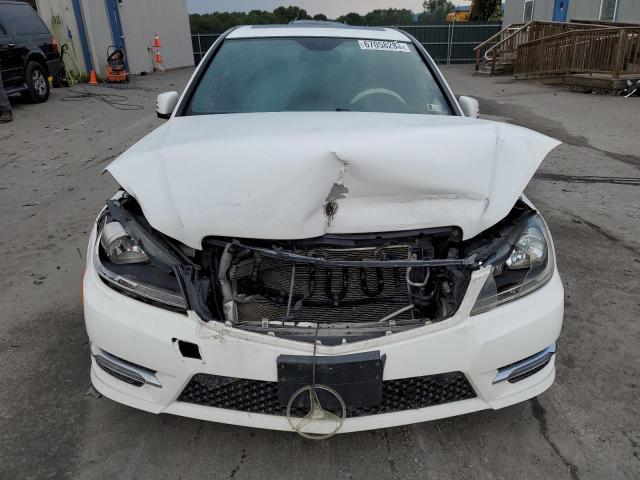 Photo 4 VIN: WDDGF8AB6DR282485 - MERCEDES-BENZ C-CLASS 