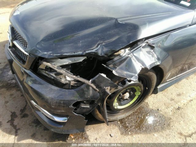 Photo 5 VIN: WDDGF8AB6DR283684 - MERCEDES-BENZ C 300 