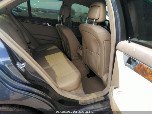 Photo 7 VIN: WDDGF8AB6DR283684 - MERCEDES-BENZ C 300 